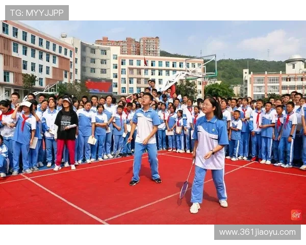 李敏独家分享网球心得与技巧助你提升球技的秘诀与经验总结